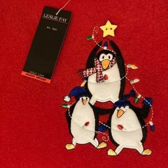 Leslie Fay Sport Ugly Christmas Xmas Vintage Sweater Red Holiday Penguin Light M - Picture 1 of 7